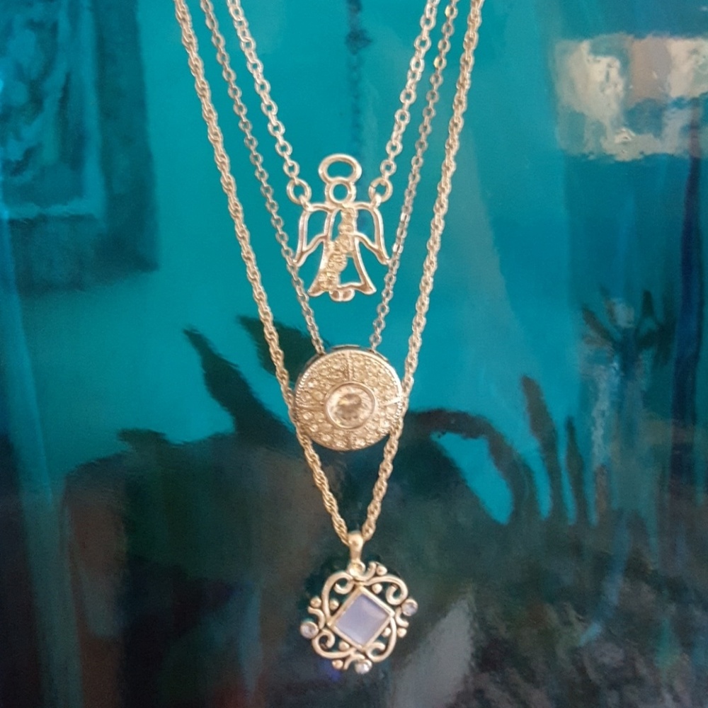 3 Avon Necklaces